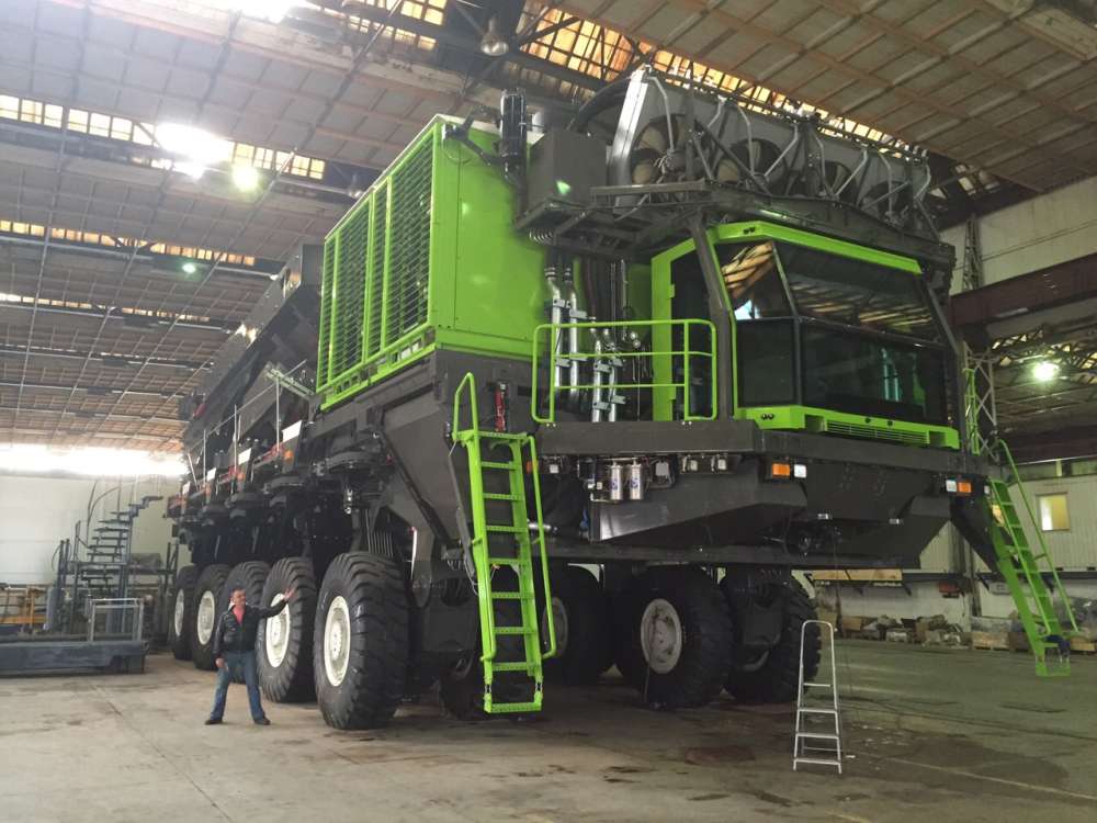 Карьерный самосвал ETF Mining Truck МТ-240